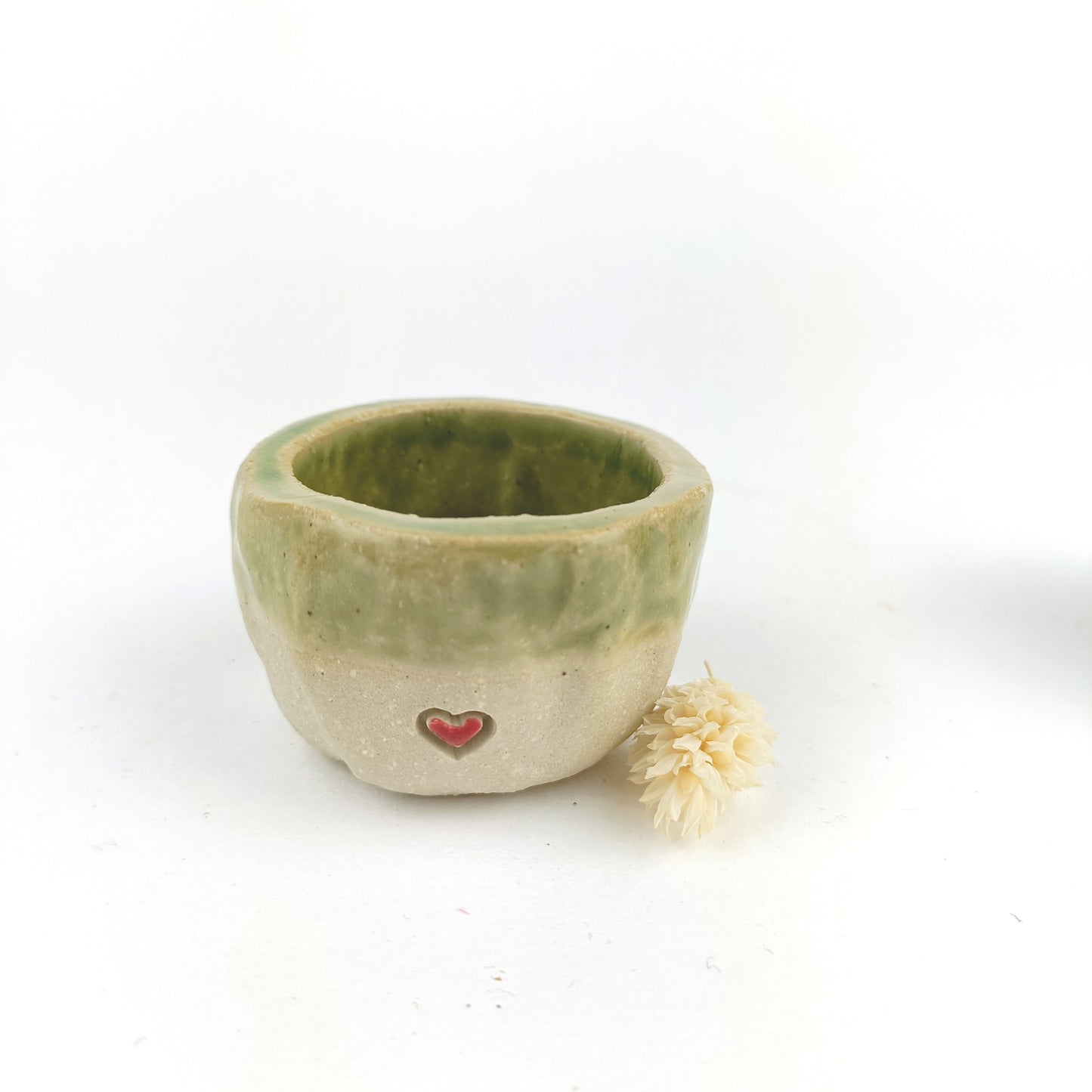 Keramik Eierbecher mit Herz - ready to ship