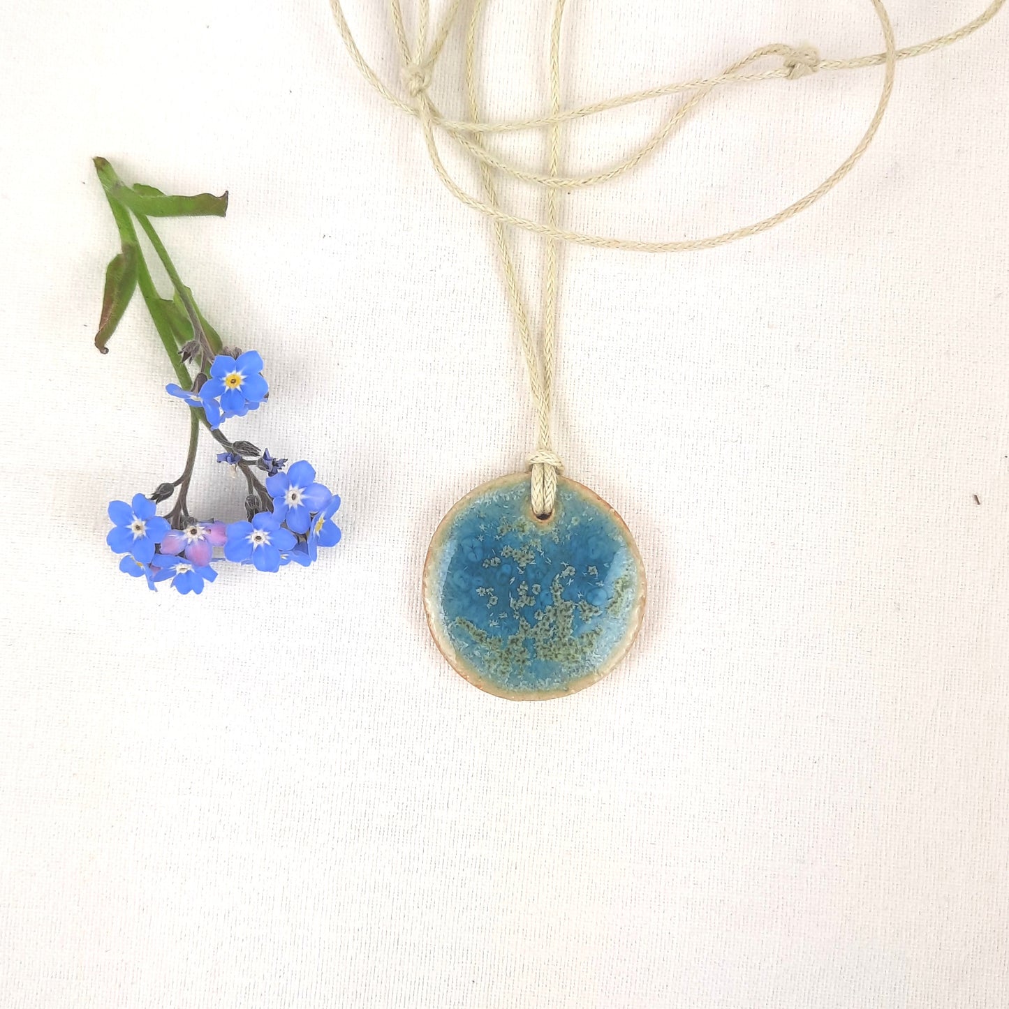 Keramik Kette mit Biene - ready to ship