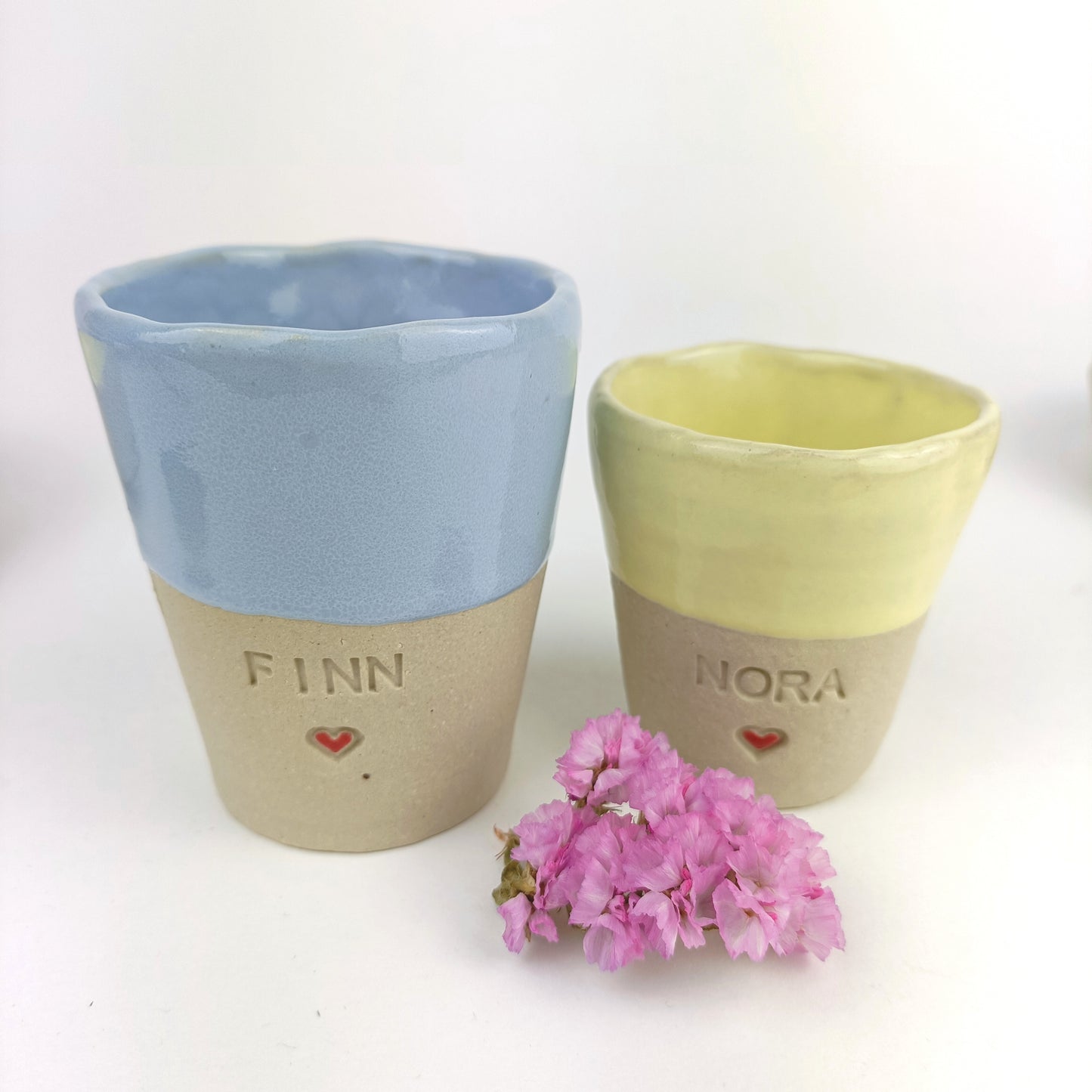 Personalisierter Keramik Kinderbecher mit Herz handgemacht