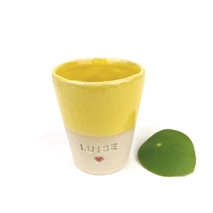 Personalisierter Keramik Kinderbecher mit Herz handgemacht